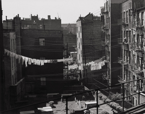 View from Chatham, El Station, NY photo by Todd Webb, 1946