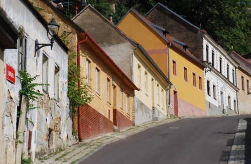 czechoslovakianlove:Street in Znojmo by vasekk