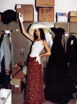 witchesandslippersandhoods: Shalom Harlow