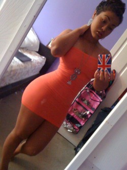 Thickwifes:  Kimiswhatyouneed:  Eastcoastlivinn:  Perfect Body.  Tanks ^ Lol  Thick