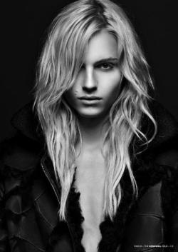 macadamflower:  andrej pejic a real macadam