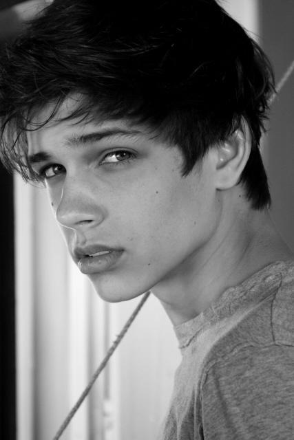 jessysimone:  Oh, He’s Cute :) on We Heart It. http://weheartit.com/entry/10795035  People who look like this make me want to kill myself.