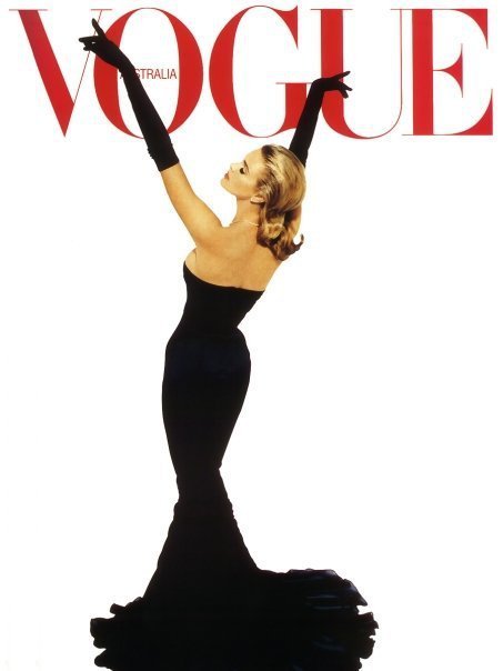 ralfbayer:  Elle McPherson as Grace Kelly in Vogue, 1995 