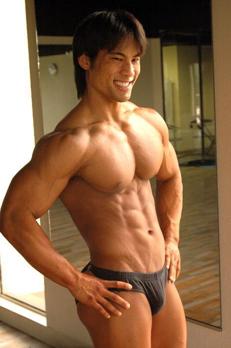 grabyourankles:  A young Tuan Tran 