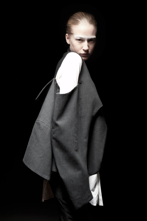 muuse:For the first time MUUSE is launching a graduate from the Japanese fashion school Bunka. Cater