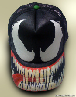 landoftheowl:  “Venom Cap” (Artwork by