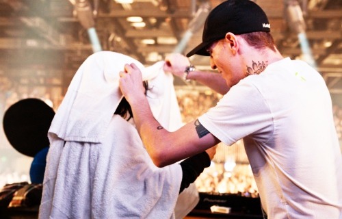 ghosts n skrillex