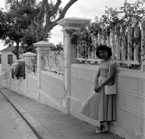 legrandcirque: Photograph by Jack Birns. Macau, June 1949.