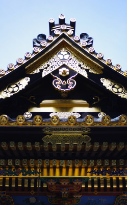 keith-mochi:  久能山東照宮の装飾。絢爛。 Kunou-zan (Mt. Kunou) Toshogu Shrine, Shizuoka  The following is quoted from http://www.toshogu.or.jp/english/index.html Kuno-zan Toshogu Shrine is the primary great shrine among the Toshogu shrines
