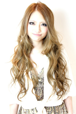 Mysweetdedication:  I Want To Perm My Hair Like The First 2 Photos, The Last Three