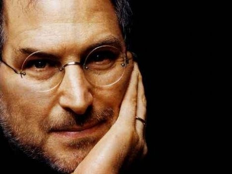 querosinceridade:   Se você vive cada dia como se fosse o último, um dia você acerta.                Steve Jobs 