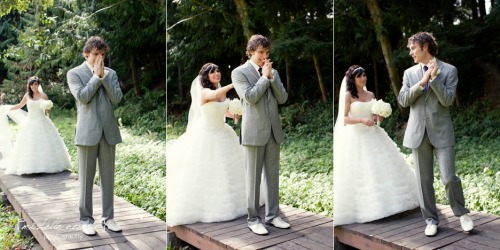 lalondesandleijons:  lascosasmashermosas:   THIS is how a man should look when he sees his wife in her wedding dress. Overjoyed with love and excitement. He should have tears in his eyes knowing she is going to be with him forever. How could you not