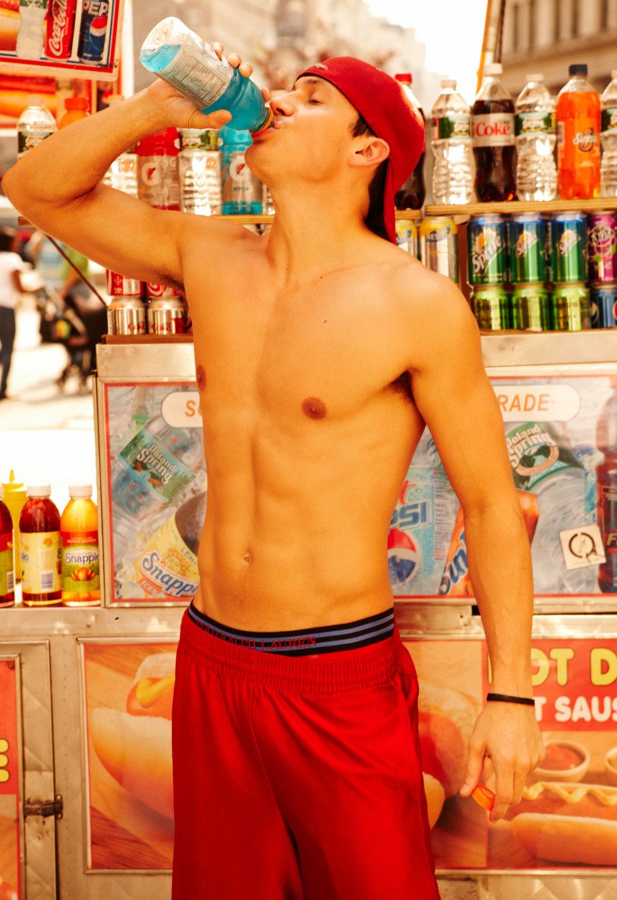 tobeatiger:  Zeb Ringle by Arnaldo Anaya Lucca