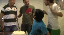 desglazeado:  laly096:  werevertumorro “fiesta de cumpleanos” video  hahaha