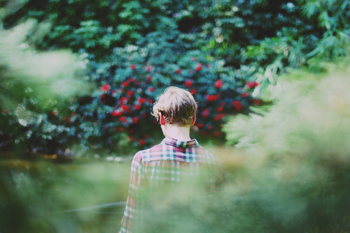 nostalgic-dreaming:  BE YOUNG STORY by Flo de Rosnay on Flickr. 