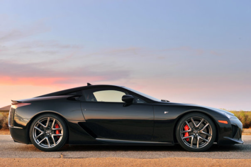 autocarspy:  2012 Lexus LFA
