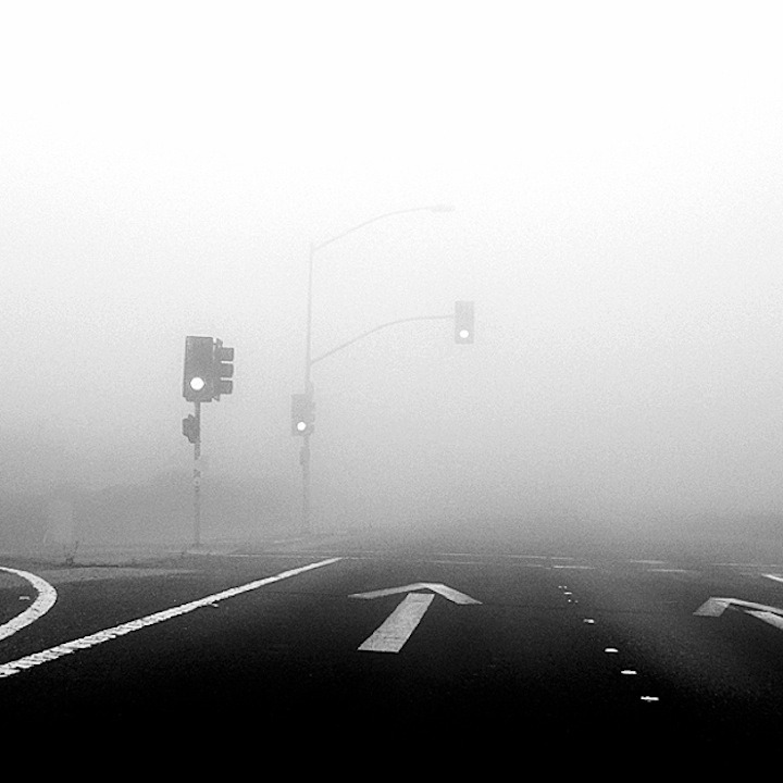 black-and-white:  (via Hengki Koentjoro | iGNANT) 