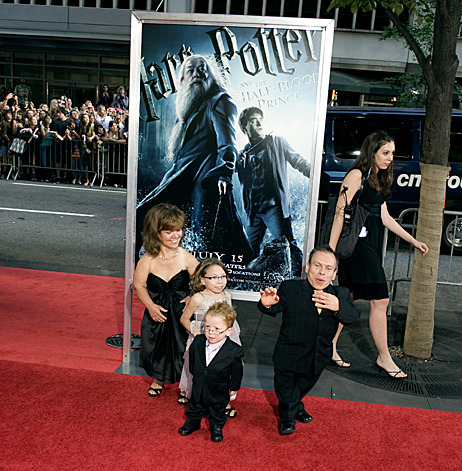  Haaaaaaaaaaaaaa que familia linda. 