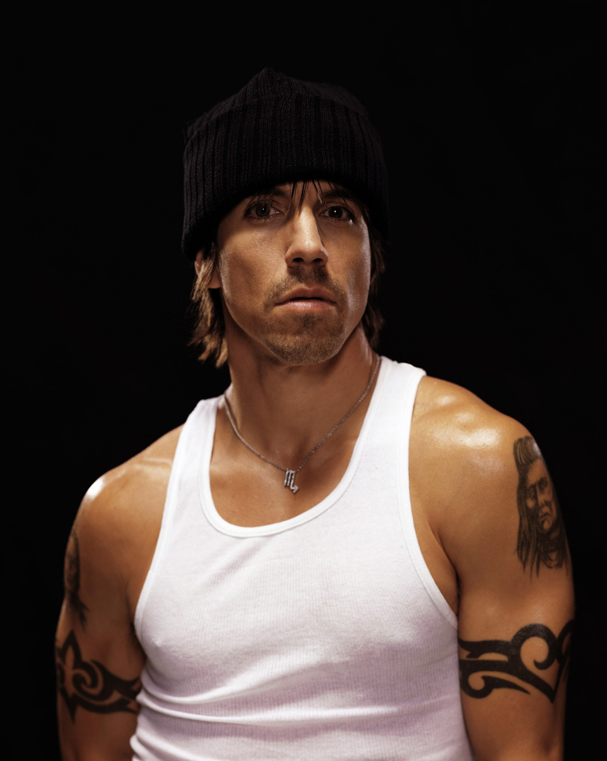 Scar Tissue TV Drama in development by FX Cable TV Network!
FX Cable TV Network has confirmed it’s developing “Scar Tissue,” based on the autobiography of the same name by Red Hot Chili Peppers singer Anthony Kiedis!
The project, which had previously...