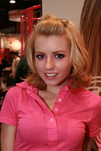 lexibelle-picfanclub:  Lexi Belle 