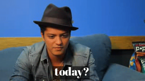 justhooligans:  Bruno, acaso no usas underwear? KASNDKJASDKJAS 