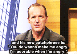 myidlehand:  marvel-agent-coulson:  fake spoilers with clark gregg  How are you even so perfect? 