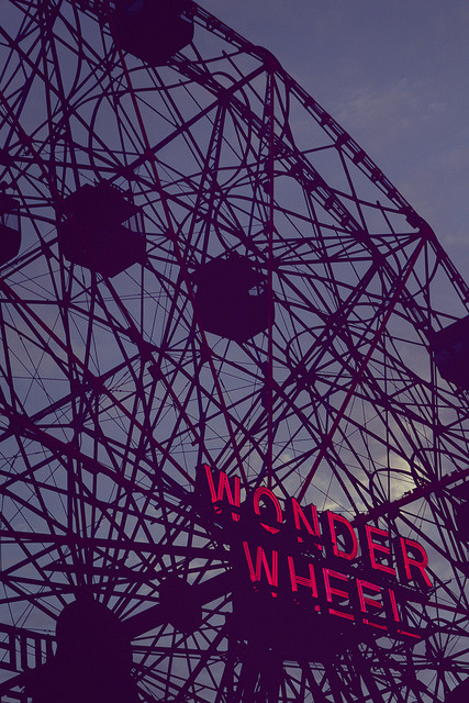 twiggaisthefuture:  … by El Ojo Torpe on Flickr. 