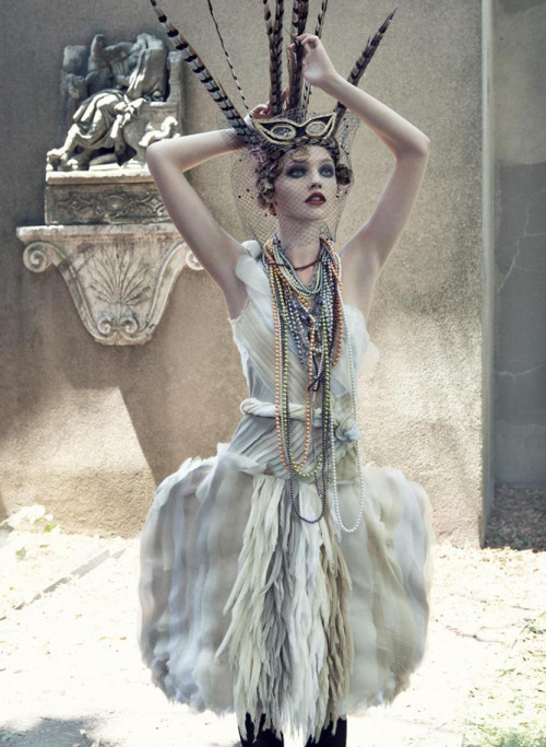 thunderflowers:Vogue US, September 2007Je t’aime by Steven Meisel