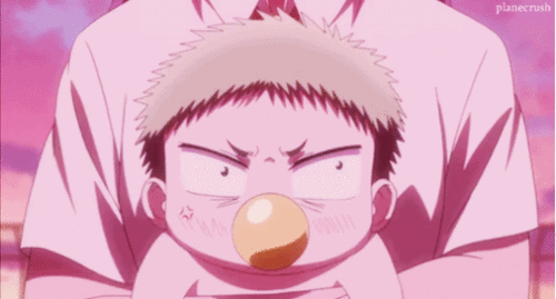 Sempre que um otaku fala um nome de algum anime em japonês as pessoas ficam tipo