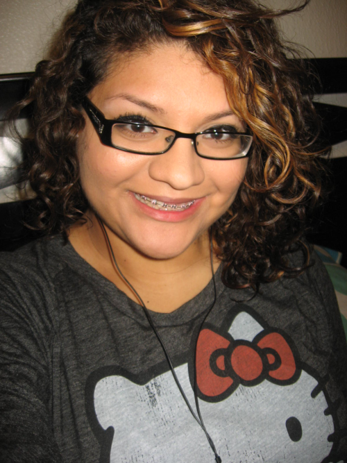 lesslovemoredrugs: I look so funny with braces :D