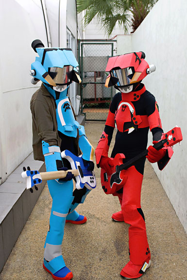 sweetheartslove:  Awesome cosplays of different versions of Canti from FLCL 