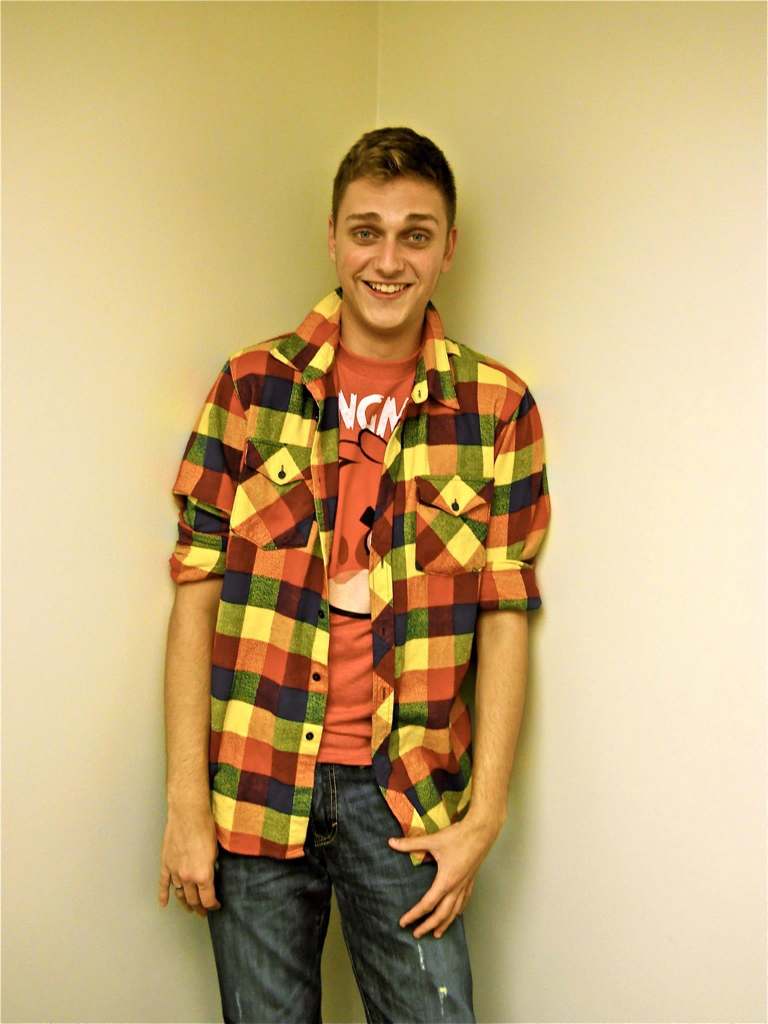 l0ckhart:   Yeah, I look straight in a rainbow plaid shirt. What about it?   MINE