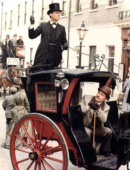 brettholmes: An awesome publicity shot with Burke!Watson. That’s a Hansom cab, also called a &