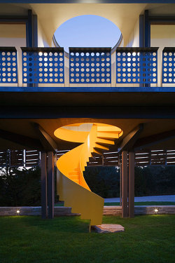 stair-porn:  remash:montauk guest house | stair ~ biber architects 