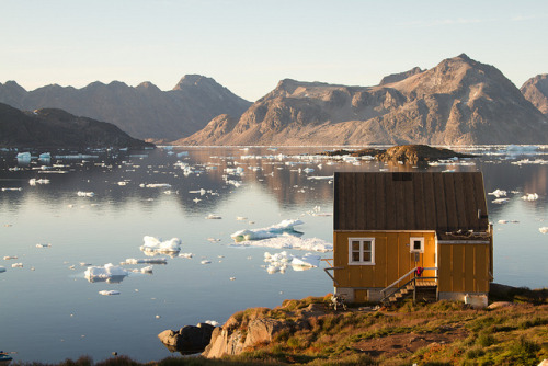 sarahaharris:Kulusuk - East Greenland by Haukurrr on Flickr.