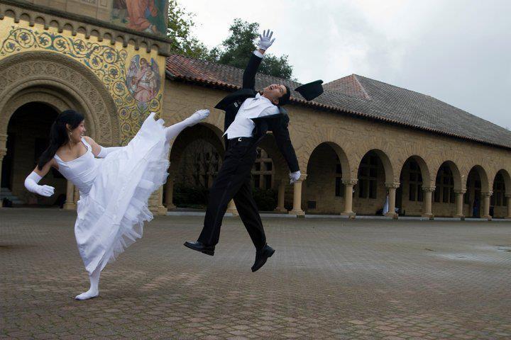 browningphoto:  pleatedjeans:  Best wedding picture ever? via  it is A MUST pose