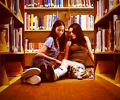 iwanttomakeyouwet:  daddyslittlekat:  More library fun…. with a young Mila Kunis.