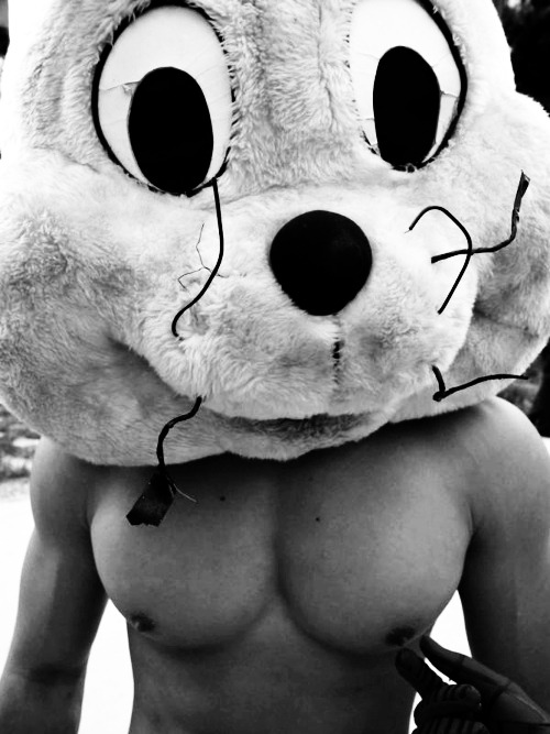 exquisite-taste-of-lust:  Damn look at that chest and them sexy ass nipples 😳🙈👌