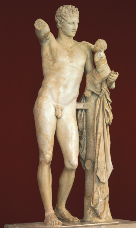 art-through-the-ages: PRAXITELES, Hermes and the infant Dionysos, from the Temple of Hera, Olympia, 