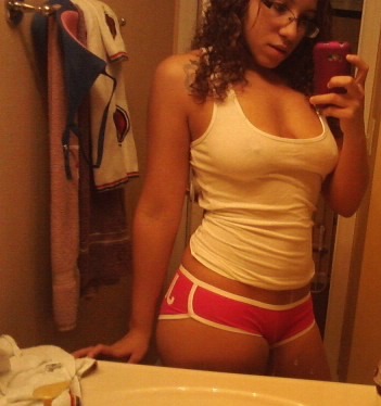 badbroads:  http://three3wishes.tumblr.com  http://badbroads.tumblr.com/ TJ Presents 