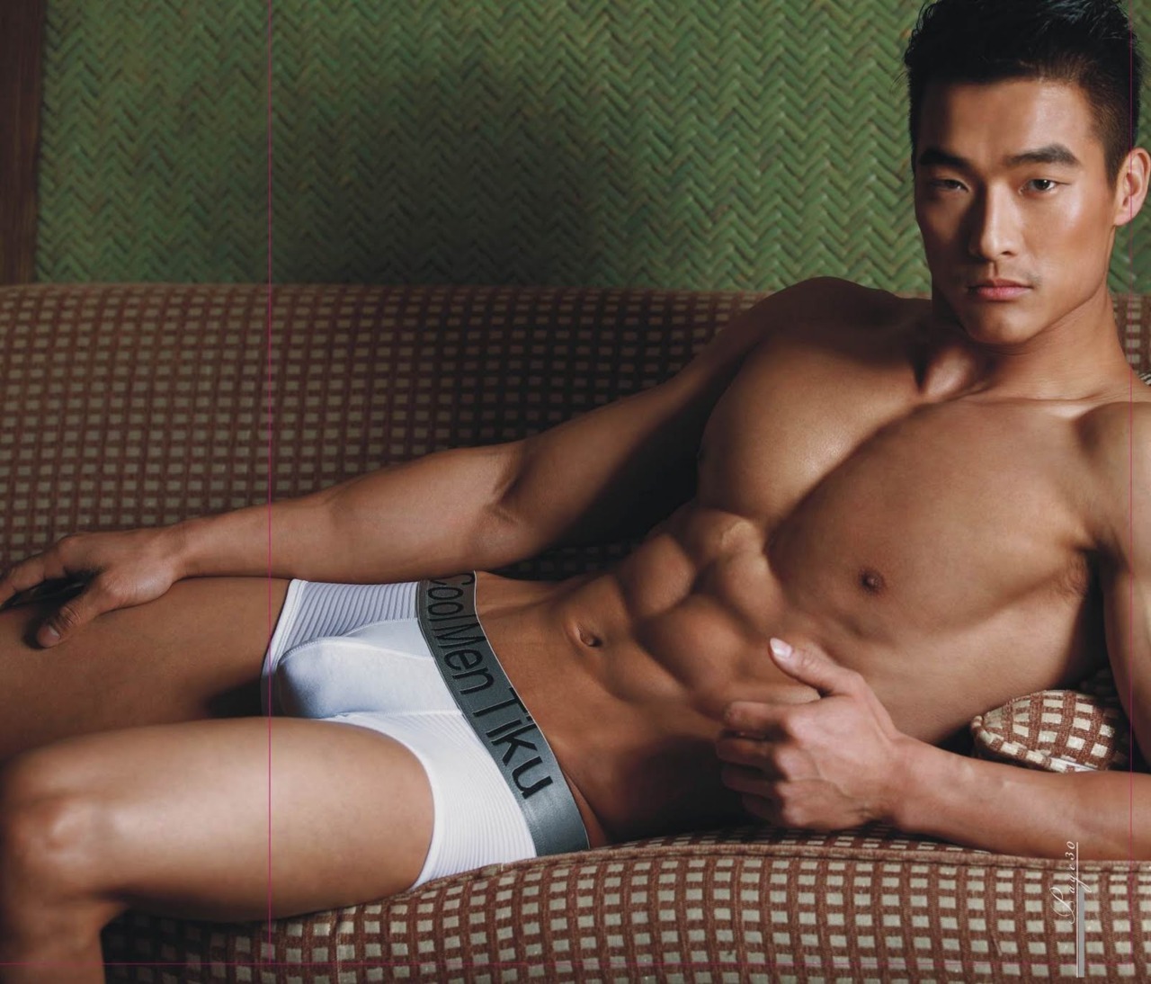 Hot hunk chinese 6