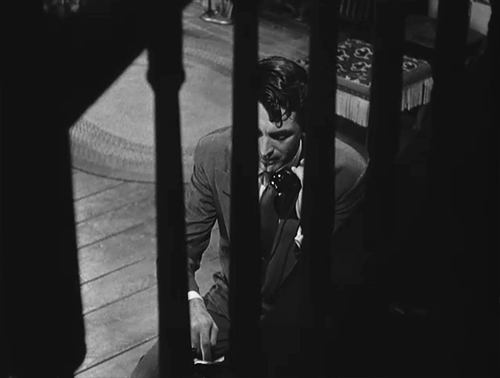 :  Cary Grant in Arsenic and Old Lace (1944) dir. Frank Capra  MORIARTY!!!!!