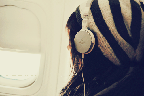 E se nada der certo, eu ainda tenho os meus fones de ouvido e o foda-se na minha