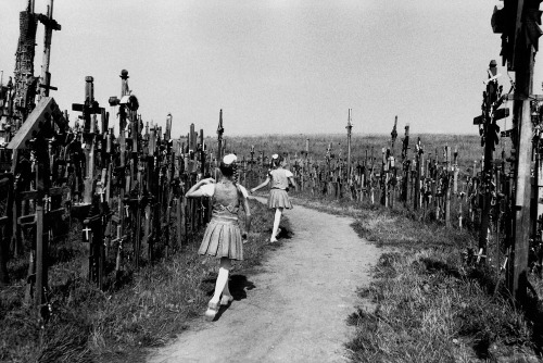 The Hill of Crosses photo by Jason Eskenazi, Lithuania, 2000