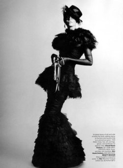 mmja251995:   Model: Candice Swanepoel @ IMG NY. Photographer: Karl Lagerfeld. Stylist: Andrew Richardson. Hair: Sam McKnight. Make-Up: Val Garland. PUBLICATION: Harper’s Bazaar US, October 2011. 