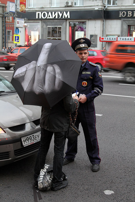 skygivesbirth:  Lil Does the cop know hahahaha 
