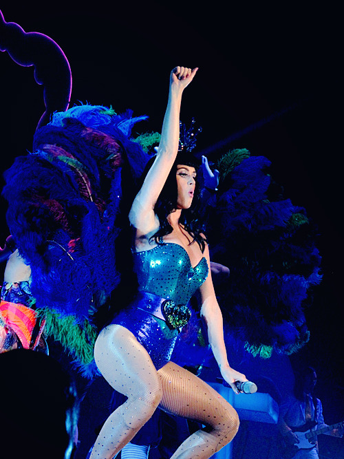 iheartkatyperry:  California Dreams Tour @ Motorpoint Arena -Sheffield, UK - 10/12/2011