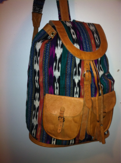 bubbastolemyheart:  This BookBag soo Cute