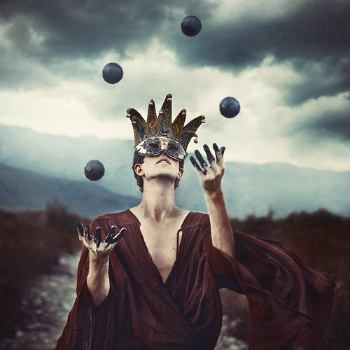 strawberry-bubbles:  the entertainer. by robby.cavanaugh 