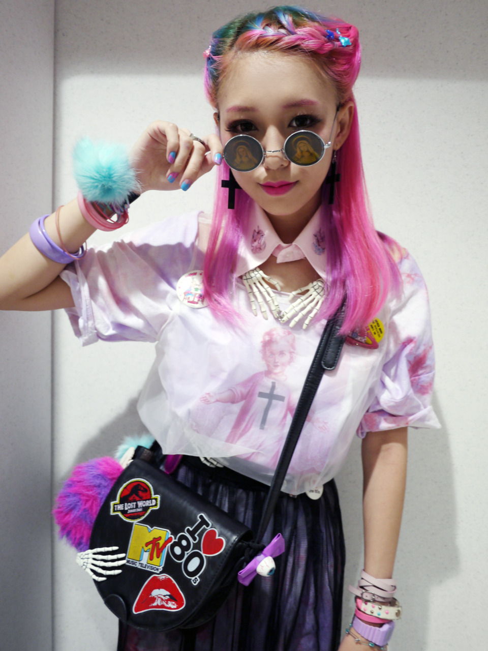 fuckyeahfantasyhair:  pastel multicolor 
